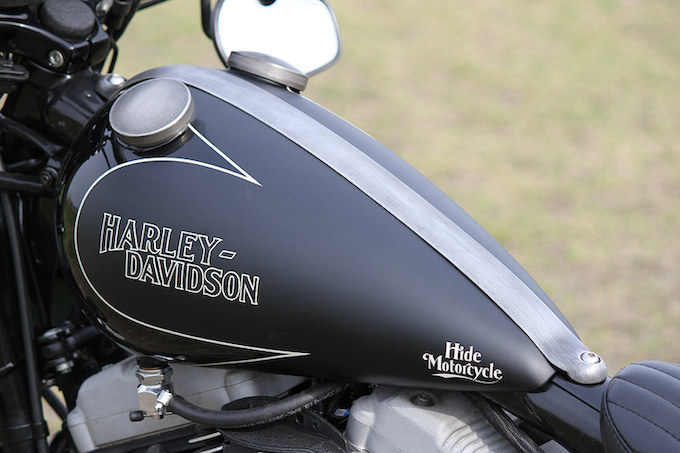 2004年式 XL1200R HIDE MOTORCYCLE カスタム紹介 | バージンハーレー
