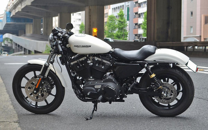 2014年式 スポーツスター XL883Rのカスタム画像