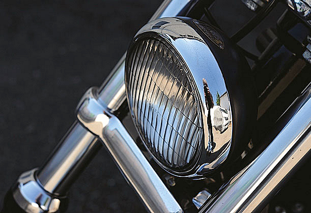 2009年式 XL883Rのフルカスタム画像