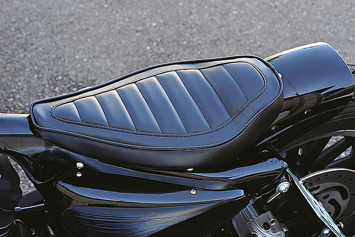 2009年式 XL883Rのフルカスタム画像