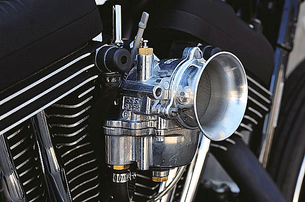 2009年式 XL883Rのフルカスタム画像