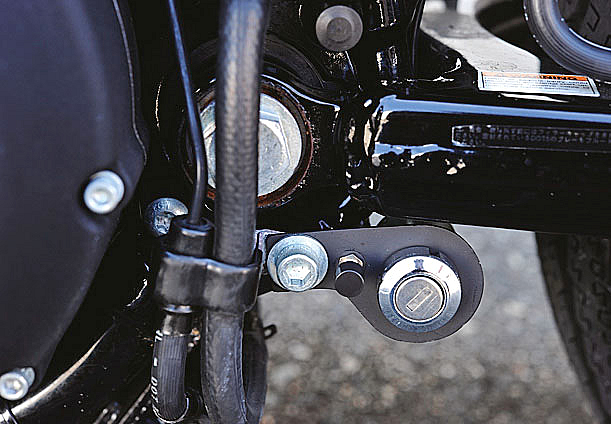 2009年式 XL883Rのフルカスタム画像