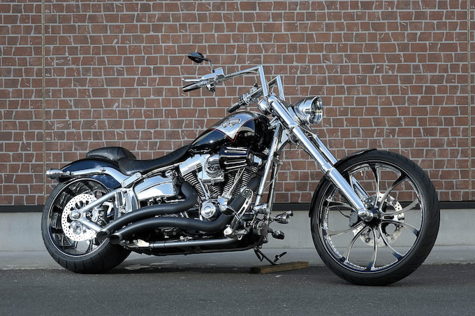 2013年式 CVO FXSBSEのフルカスタム画像