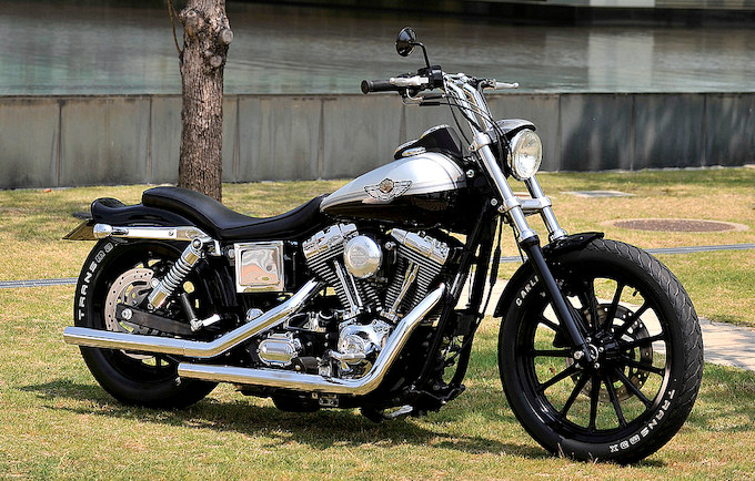 2003年式 FXDL ナイス!モーターサイクル フルカスタム | バージンハーレー