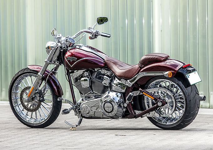 FXSBSE CVO ブレイクアウト 2013年式 試乗インプレ | バージンハーレー