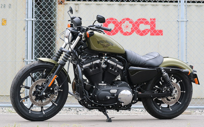 XL883N アイアンの画像