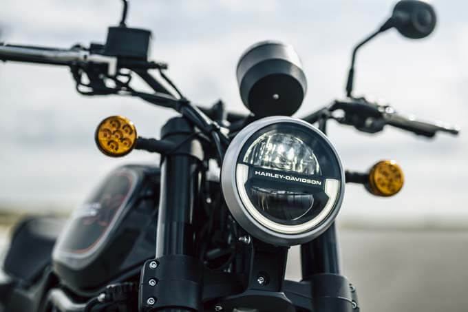 【ハーレーダビッドソンX500試乗記】大型バイクらしい堂々とした乗り味、それでいて俊敏だ　16画像