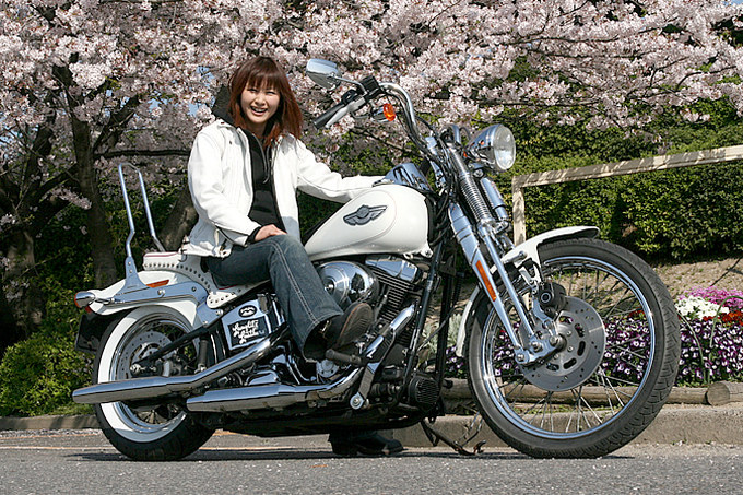 岩瀬 ひとみさん 2003年式 FXSTSの画像