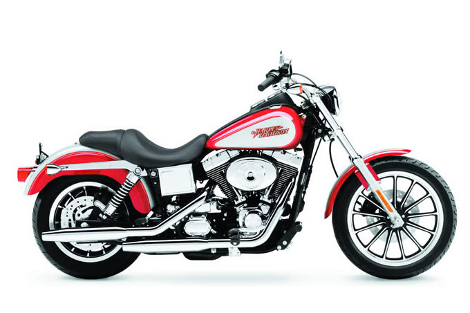 2004年式 ダイナ FXDLI 年式別モデルカタログ | バージンハーレー 2004年式 ダイナ FXDLI 年式別モデルカタログ | バージンハーレー