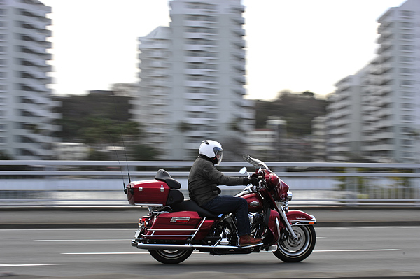 もはやひとつのスタンダード 北米マフラーで愉しむハーレーのライト