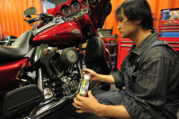 もはやひとつのスタンダード 北米マフラーで愉しむハーレーのライト