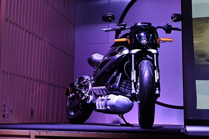 超戦略的価格の税込349万3,600円！ハーレー初の電動バイク「LiveWire（ライブワイヤー）」の日本導入モデルが神田明神でジャパンプレミア07画像