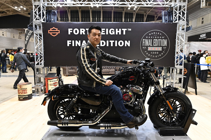 最後の最後の空冷スポーツスター、全世界で日本限定1300台!「スポーツ