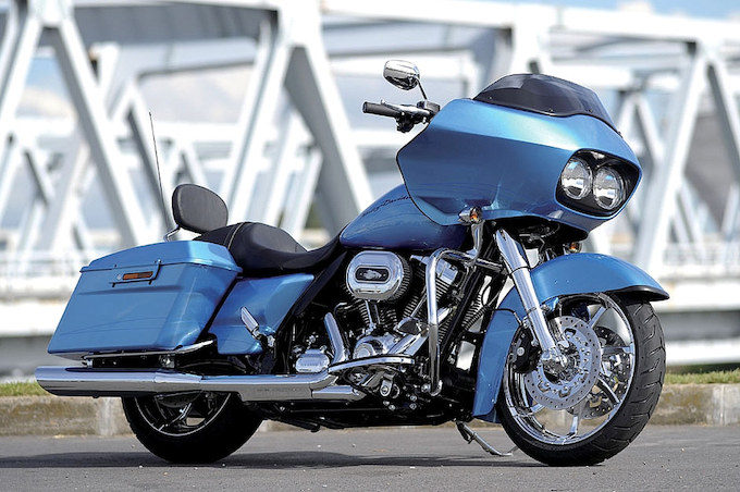 2011年式 FLTRX ハーレーダビッドソン松戸 フルカスタム | バージン