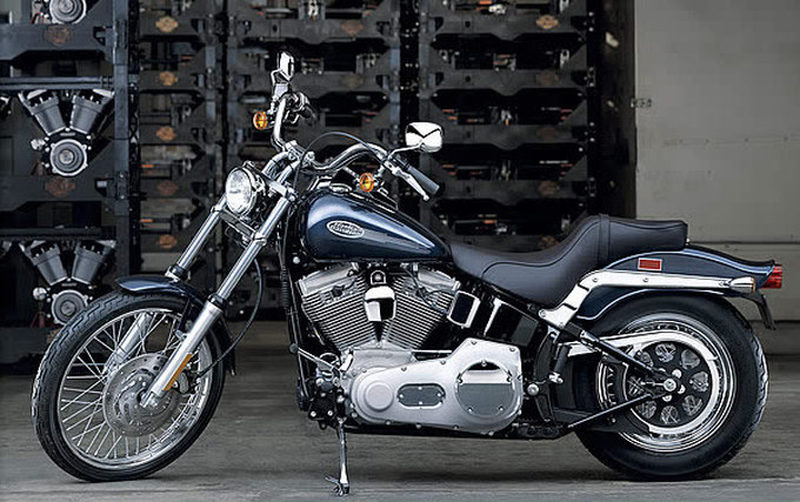 2002 FXST