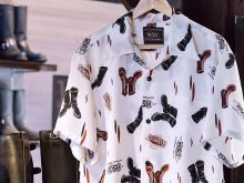 ウエスコブーツのボス&ジョブマスターが配されたこだわりのアロハシャツの画像