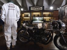 メカニックの正装とも言える山田辰のつなぎ服とウエスコがコラボレーションの画像