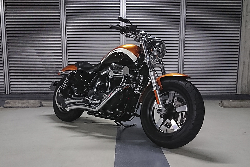 スピード感とスマートさを意識したスポーツスターカスタム（2014年式