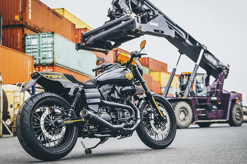 ダイナS  DYNA S 新品未使用 スポーツスター ハーレーダビッドソン