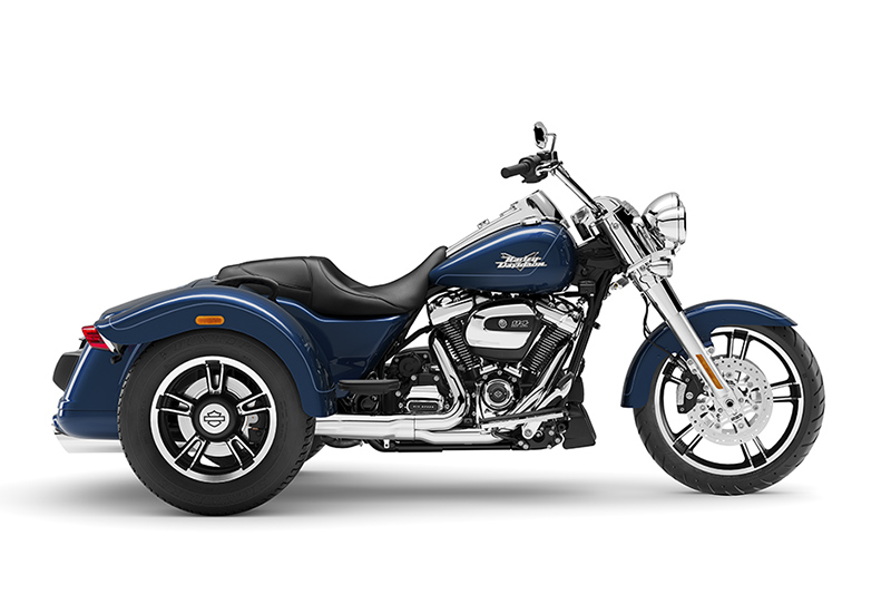 2022年式 トライク FLRT フリーウィーラー 年式別モデルカタログ