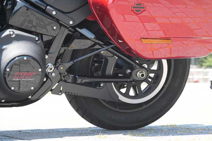 【ハーレーダビッドソン 新型ローライダーST 試乗記】クレイジーな走りをもたらす大胆な猛獣！！　22画像