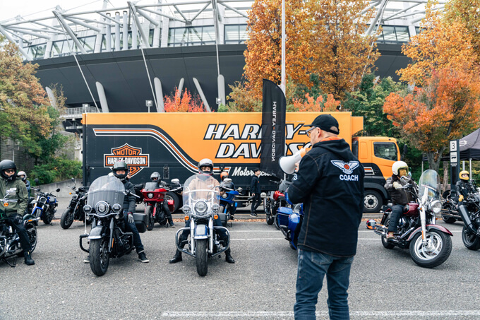 他メーカーのライダー大歓迎！　安心・安全にハーレーを乗りこなす、1DAYライディングレッスン「Skilled Rider Training（スキル ライダー トレーニング）」体験レポート！　04画像