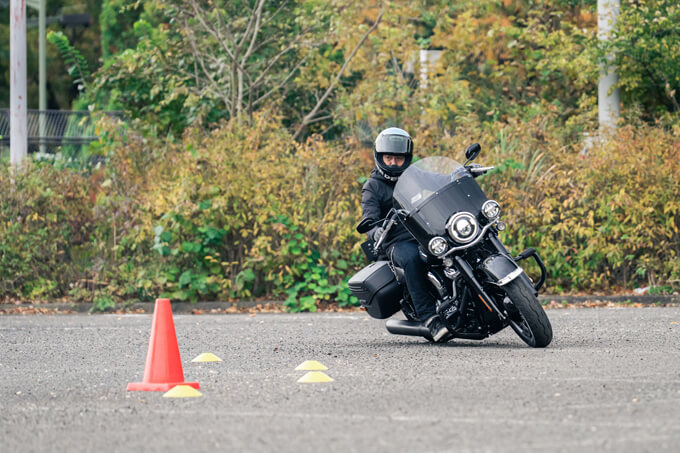 他メーカーのライダー大歓迎！　安心・安全にハーレーを乗りこなす、1DAYライディングレッスン「Skilled Rider Training（スキル ライダー トレーニング）」体験レポート！　12画像