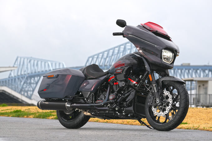 【ハーレーダビッドソン 新型CVO ストリートグライドST 試乗記】オーバー・ザ・トップ!己を超えるのは己自身であることを証明!! 01画像