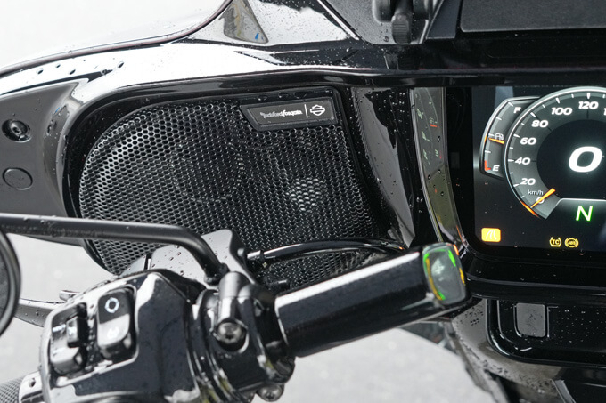 【ハーレーダビッドソン 新型CVO ストリートグライドST 試乗記】オーバー・ザ・トップ!己を超えるのは己自身であることを証明!! 16画像