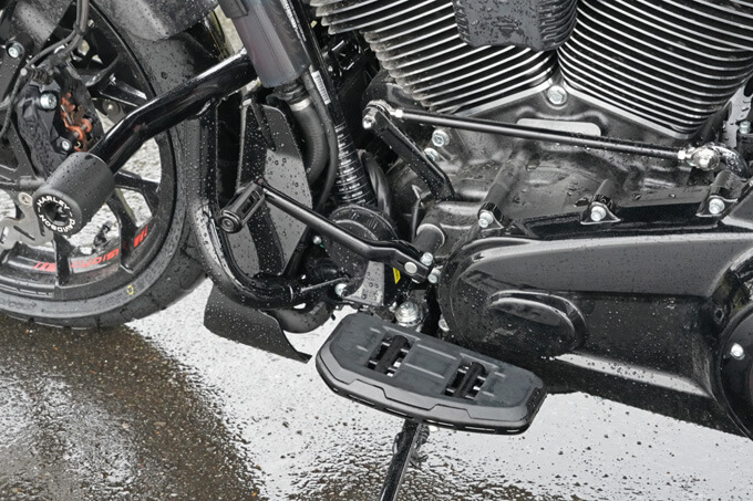 【ハーレーダビッドソン 新型CVO ストリートグライドST 試乗記】オーバー・ザ・トップ!己を超えるのは己自身であることを証明!! 19画像