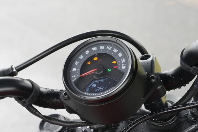 【ハーレーダビッドソン 2026モデル RH975 ナイトスター 試乗記】伝統と革新を凝縮した姿！ ハーレー史を背負う切り込み隊長！！　15画像