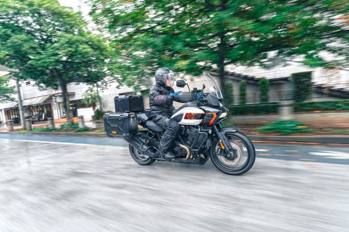 【ハーレーダビッドソン 2026モデル RA1250L パンアメリカ1250リミテッド 試乗記】“旅”を“冒険”へと変えるタフギアがここに完成！　06画像
