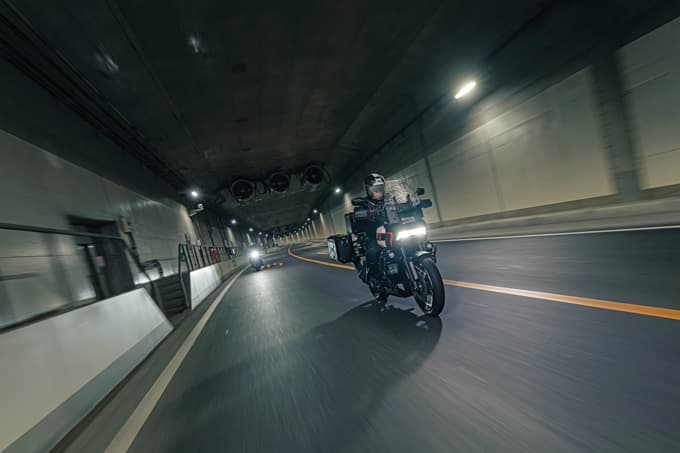 【ハーレーダビッドソン 2026モデル RA1250L パンアメリカ1250リミテッド 試乗記】“旅”を“冒険”へと変えるタフギアがここに完成！　メイン画像