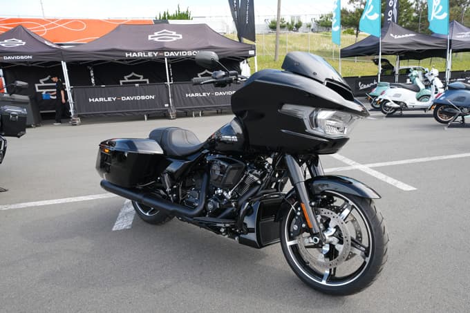第11回JAIA輸入二輪車試乗会・展示会　H-Dブースレポート　『ストリートボブ』ショートインプレあり！02画像