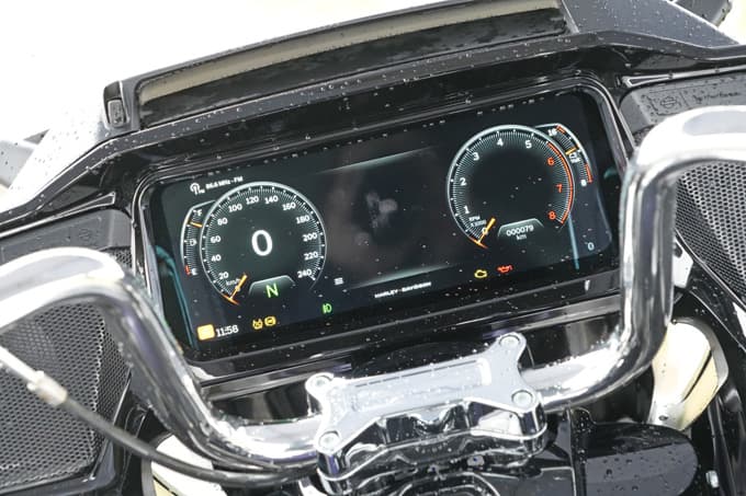 【ハーレーダビッドソン 2026モデル FLTRK ロードグライドリミテッド 試乗記】大航海に出ることを誘うような究極のツーリングモビリティ16画像